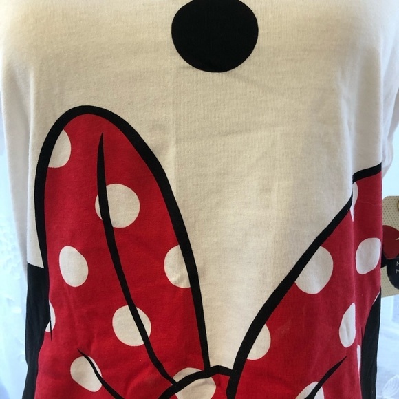 Minnie mouse iconic T-shirt SZ M  NWT - Picture 2 of 8